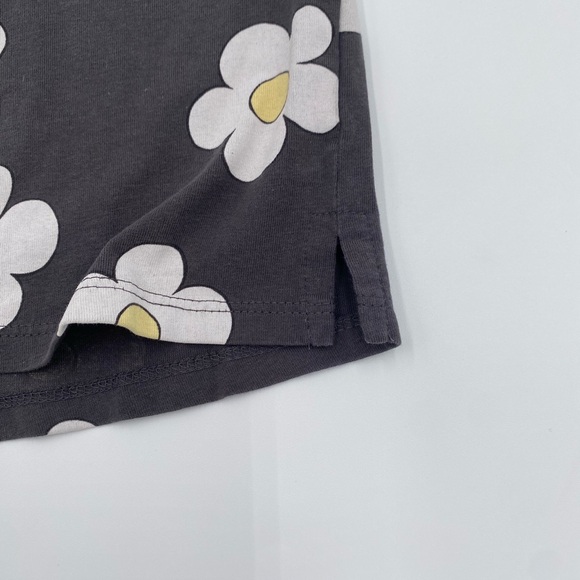 Zara Kids Short Sleeve Tees - Black with White Flowers & White with Pink Flowers - Picture 9 of 9
